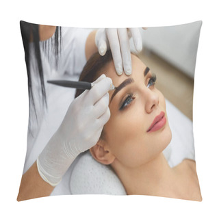 Personality  Beautician Doing Permanent Eyebrows Makeup Tattoo On Woman Face Pillow Covers