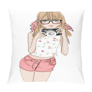 Personality  Girl With Photo Camera And Eyeglasses Pillow Covers