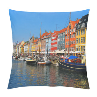 Personality  Copenhagen, Nyhavn Pillow Covers