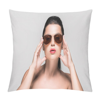 Personality  Beautiful Woman In Sunglasses Pillow Covers