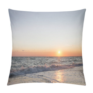 Personality  Beautiful Sunset On The Summer Sea Pillow Covers