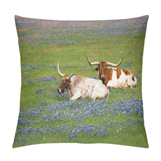 Personality  Texas Longhorn Cattle In Bluebonnets Pillow Covers