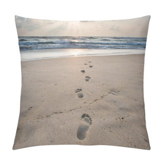 Personality  Footsteps On Sandy Beach Pillow Covers