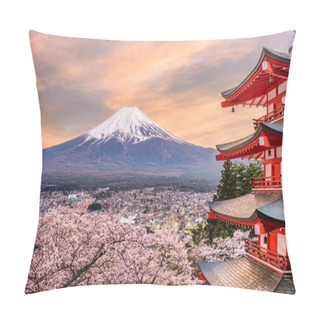 Personality  Fujiyoshida, Japan At Chureito Pagoda  Pillow Covers