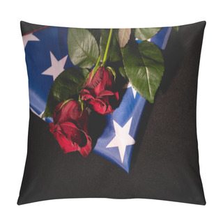 Personality  Red Roses And American Flag On Black Background, Funeral Concept Pillow Covers