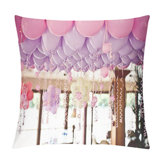 Personality  Balloons Under The Ceiling On The Wedding Party Pillow Covers