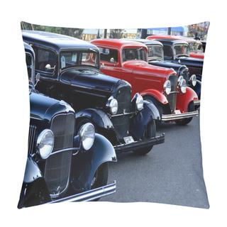 Personality  Classic Cars Lined Up On Street. Pillow Covers