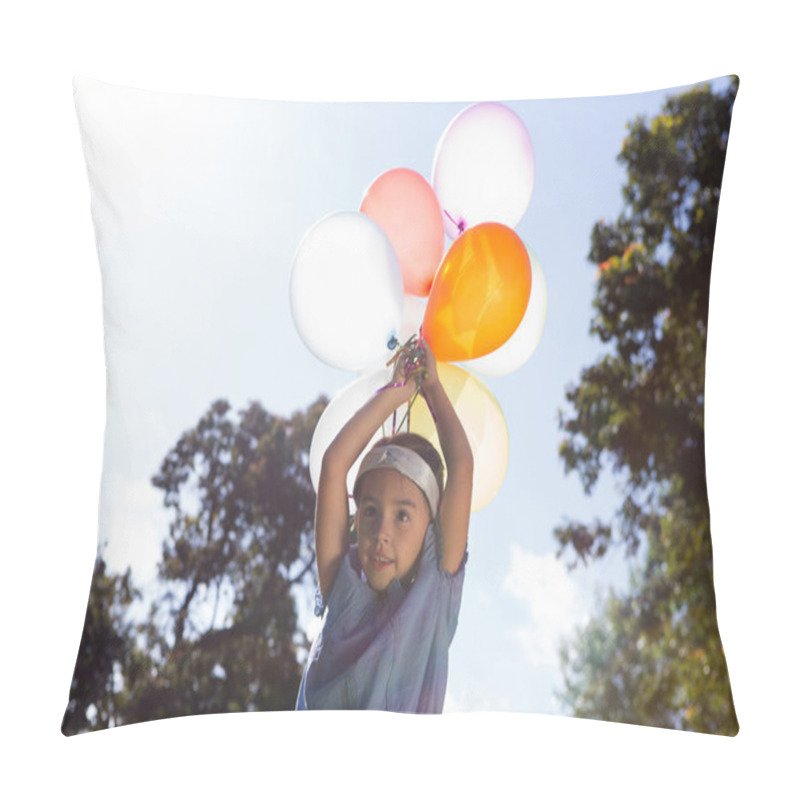 Personality  Little girl holding balloons pillow covers