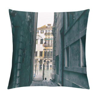 Personality  Narrow Passage In Venice Streets Pillow Covers