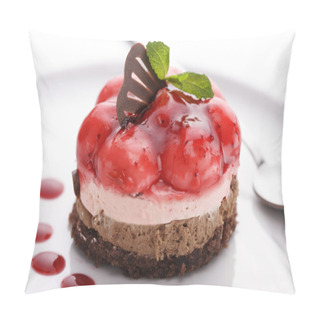 Personality  Tart With Fresh Cream And Pillow Covers
