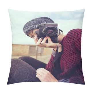 Personality  Young Woman In Red Sweater And Hat Posing Outdoor With Camera Pillow Covers