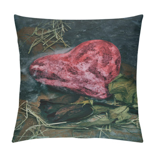 Personality  Scary Heart And Rose Pillow Covers