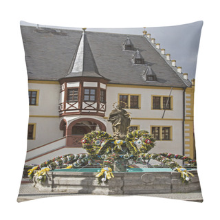 Personality  Franconian Easter Well Pillow Covers