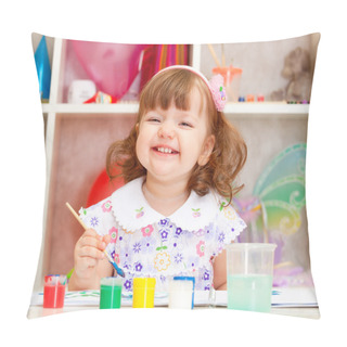 Personality  Little Girl Paints Paints Pillow Covers