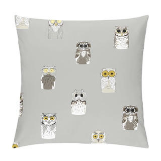 Personality  Different Funny Owls On A Light Background. Seamless Pattern. Pillow Covers