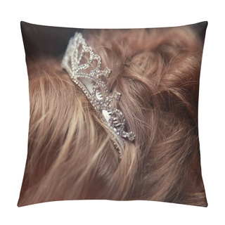 Personality  Crown Pillow Covers