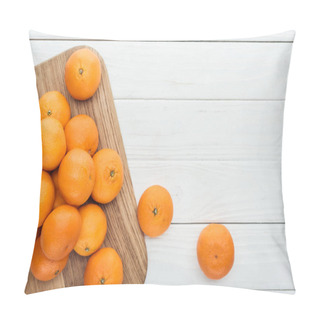 Personality  Top View Of Whole Ripe Tangerines Scattered On Wooden Chopping Board  Pillow Covers
