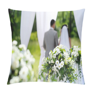 Personality  White Flowers Wedding Decorations Pillow Covers