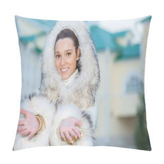 Personality  Smiling Beautiful Woman In White Coat Pillow Covers