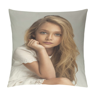 Personality  Preety Little Girl Pillow Covers