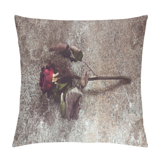 Personality  Dried Red Rose On A Marble Table Pillow Covers