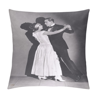 Personality  Man And Woman Dancing Pillow Covers