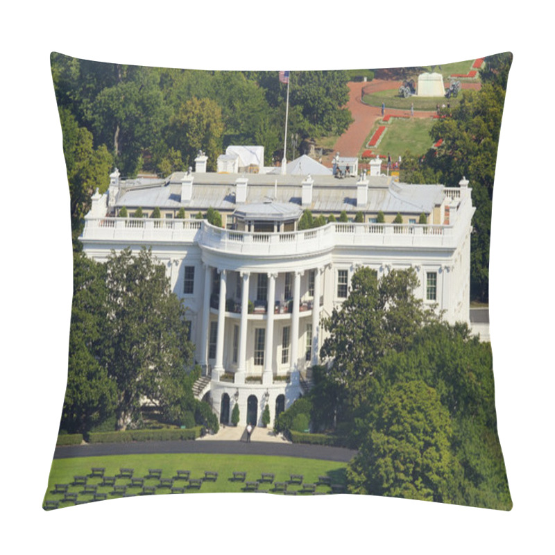 Personality  White House in Washington pillow covers