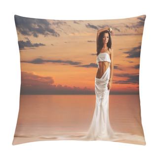 Personality  Aphrodite In A Light Of Sunset Pillow Covers