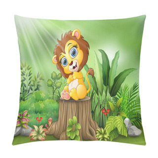 Personality  Cute Baby Lion Sitting On Tree Stump With Green Plants Pillow Covers