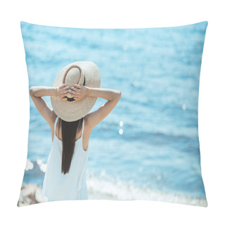 Personality  Rear View Of Woman In White Dress And Straw Hat Standing In Front Of Sea  Pillow Covers