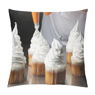 Personality   Decorating Cupcakes With White Cream Pillow Covers