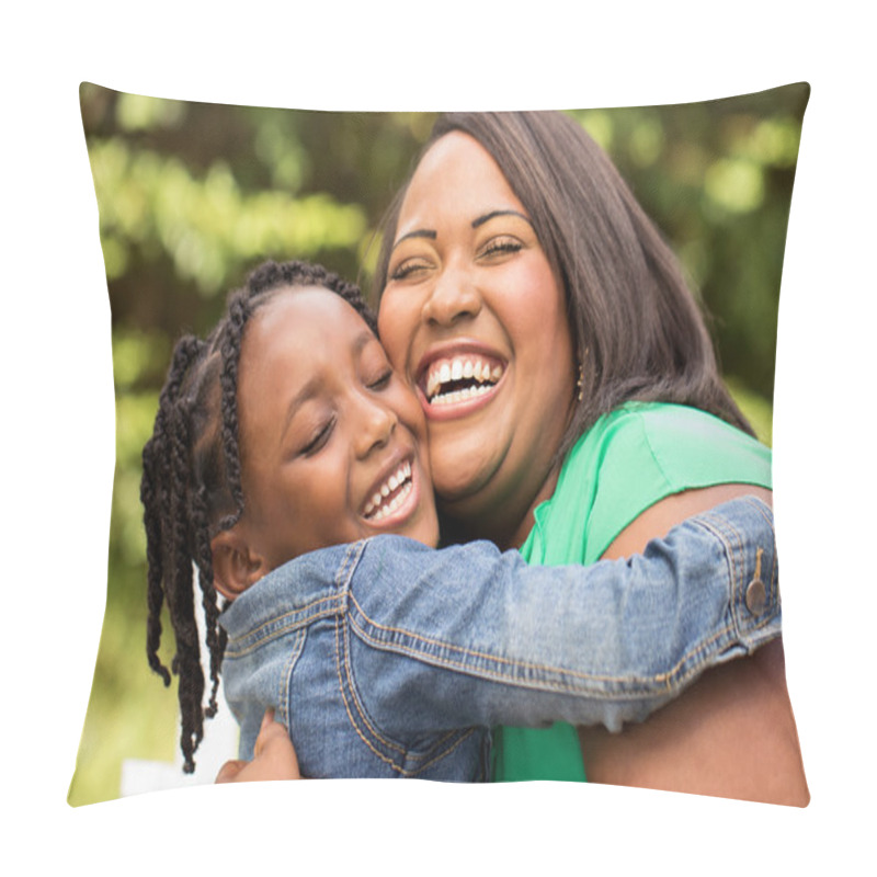 Personality  African American mother and daughter pillow covers