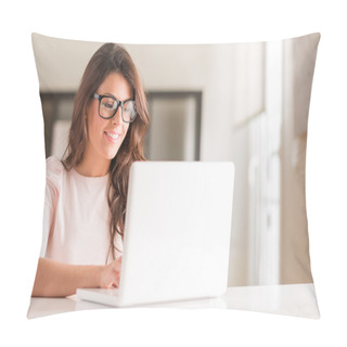 Personality  Young Woman Using Laptop Pillow Covers