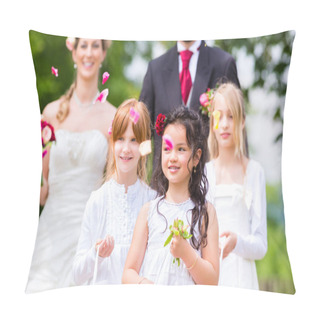 Personality  Wedding Couple And Bridesmaid Showering Flowers Pillow Covers