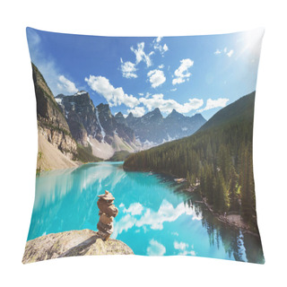 Personality  Beautiful Moraine Lake Pillow Covers