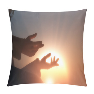 Personality  The Hands Pillow Covers