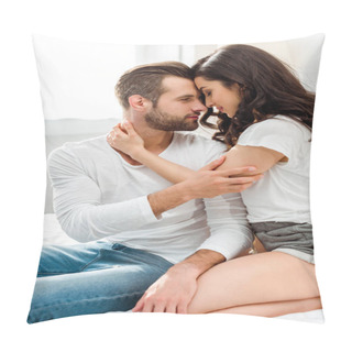 Personality  Romantic Couple Gently Embracing And Looking At Each Other In Bed Pillow Covers