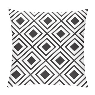 Personality  Vector Seamless Pattern. Modern Stylish Texture. Black And White Seamless Geometric Pattern Pillow Covers