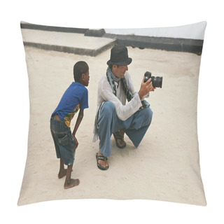 Personality  Tourist Photographer Showing Poor Boy Child Photos On Camera Pillow Covers