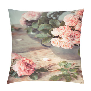 Personality  Pink Roses On Wooden Table Pillow Covers
