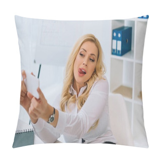 Personality  Sexy Businesswoman Taking Selfie At Working Place With Smartphone And Sticking Tongue Out Pillow Covers