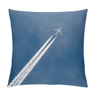 Personality  Jet Airplane In Flight Pillow Covers