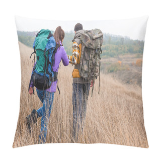 Personality  Young Couple With Backpacks Walking In Countryside Pillow Covers