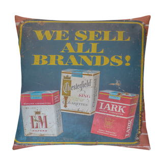Personality  Homer, Georgia/USA-6/10/17 Vintage Cigarette Advertising Sign Pillow Covers