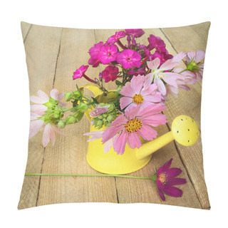 Personality  Bouquet Of Phloxes In A Watering-can On A Wooden Background Pillow Covers
