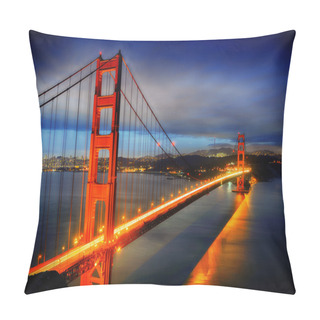 Personality  Golden Gate Bridge, San Francisco Pillow Covers