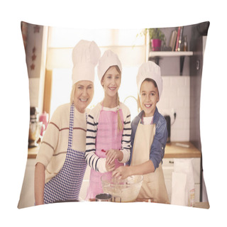 Personality  Happy Children With Grandmother Pillow Covers