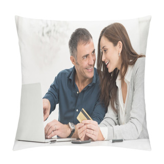 Personality  Couple Shopping Online Pillow Covers