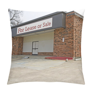 Personality  Small Empty Business Closed Pillow Covers