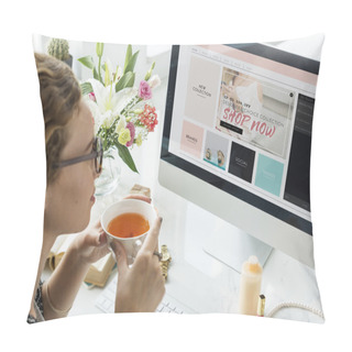 Personality  Woman Shopping Online. Pillow Covers